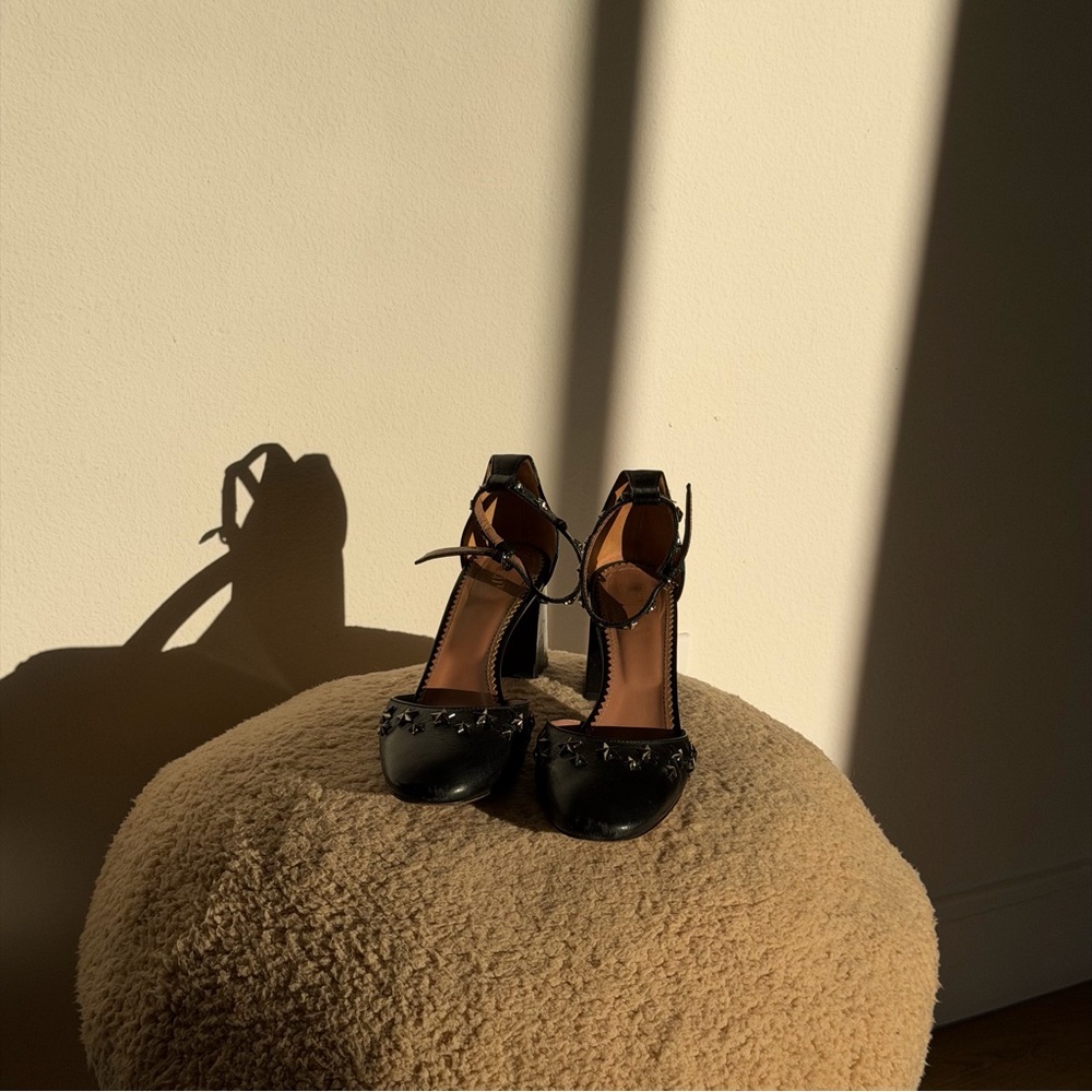 RED Valentino Black Star-Embellished Heels - Picture 2 of 5